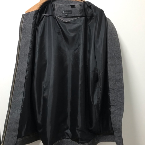 Stylish Montique Denim Look Gold Zipper Lightweight Jacket! - Picture 7 of 16